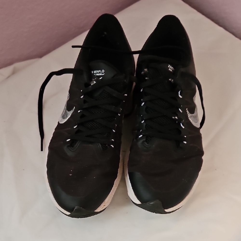 Nike Black and White Athletic Shoes